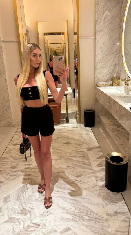 Gallery 7